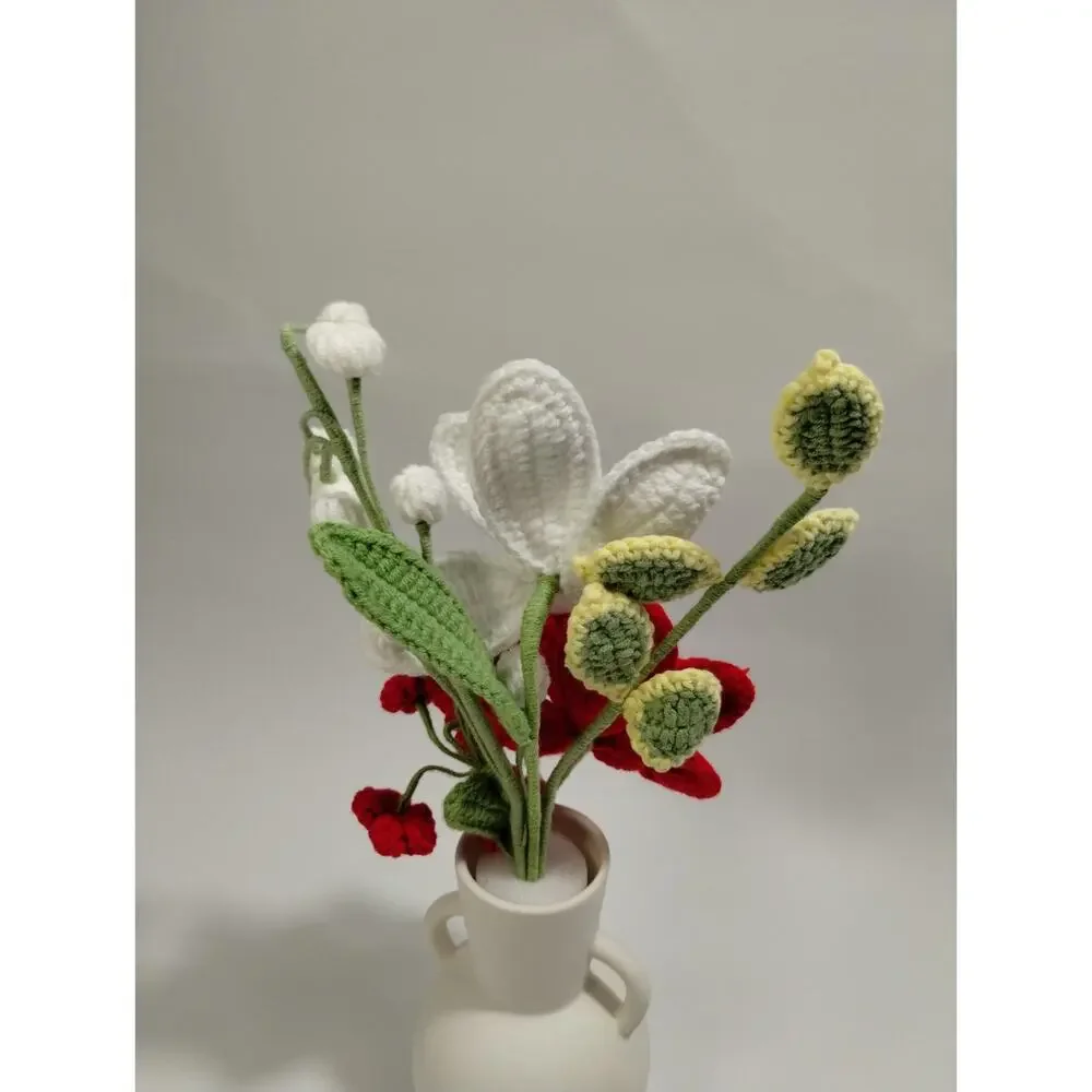 Crochet Flower Bouquet in Vase - Red White - Green Leaves - Baby's Breath
